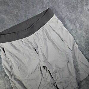 Lululemon‎ Running Shorts Athletic Gym Training Lightweight Gray Mens Size M